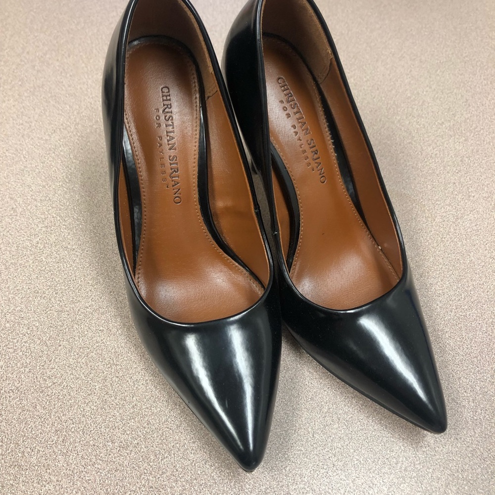 Black Heels/Pumps